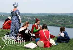 Участники фестиваля Средневековый Хотин